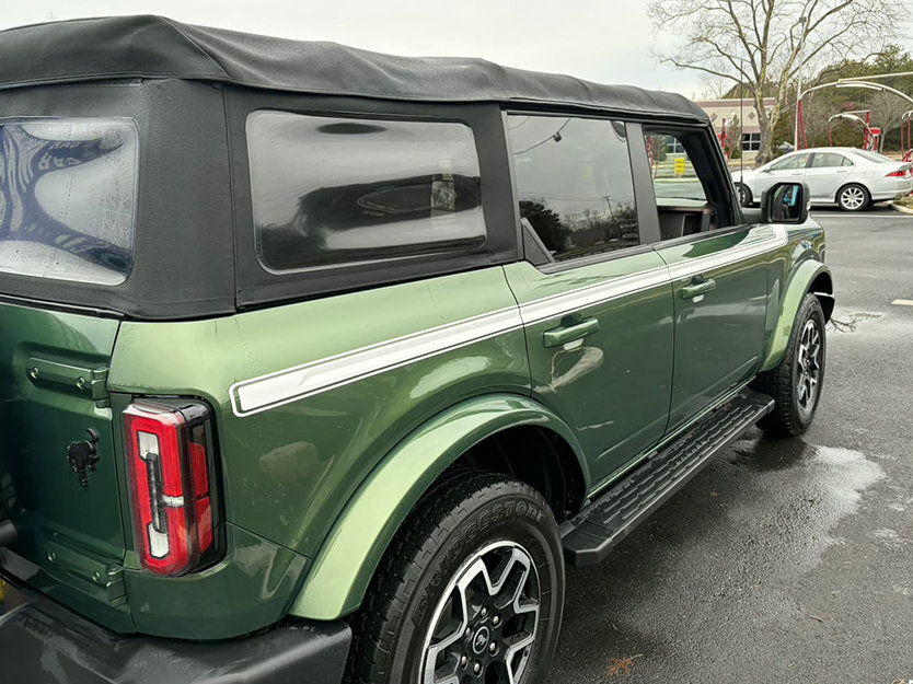 Used 2022 Ford Bronco Outer Banks AWD/4WD image 3