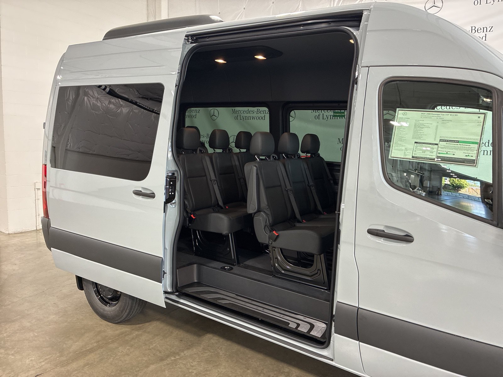 New 2025 Mercedes-Benz Sprinter 2500 image 14