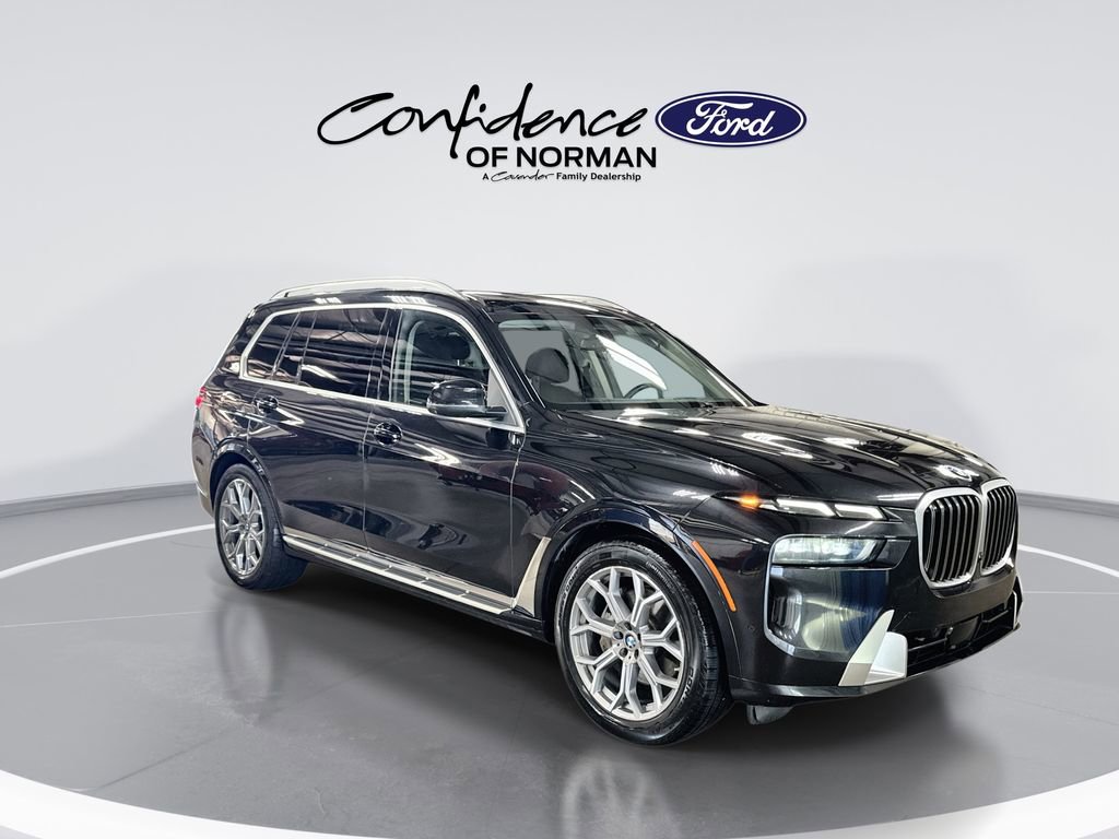 Used 2024 BMW X7 xDrive40i AWD/4WD image 11