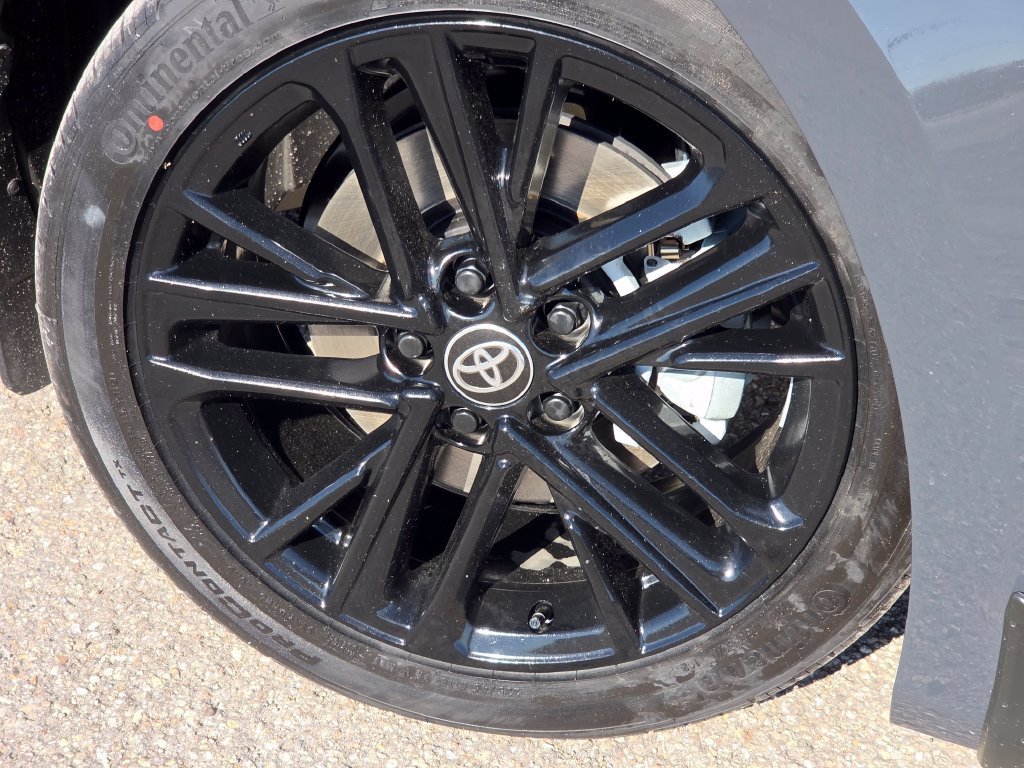 New 2026 Toyota Camry SE w/ Convenience Package AWD/4WD image 16