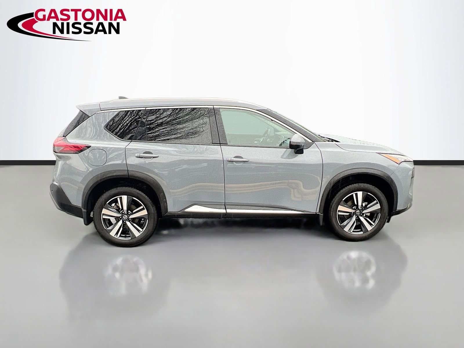 Used 2021 Nissan Rogue SL image 10