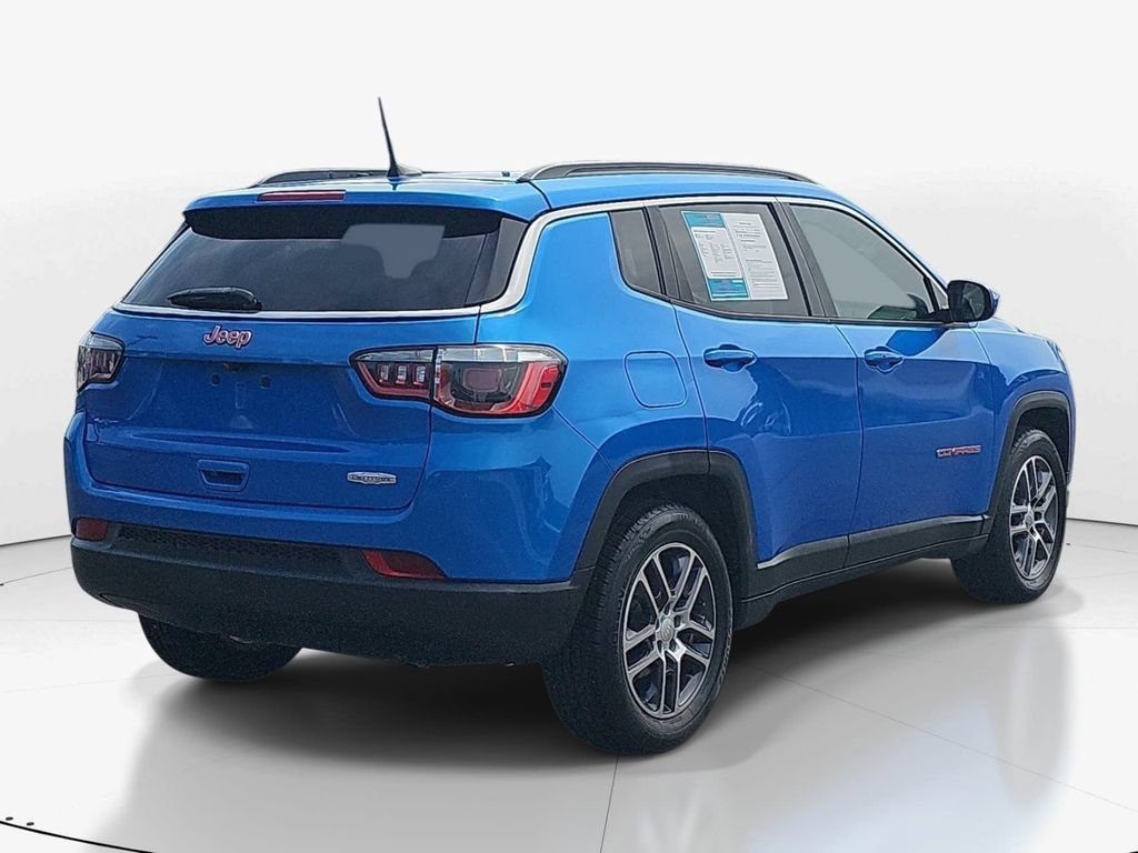Used 2019 Jeep Compass Latitude w/ Popular Equipment Group FWD image 6