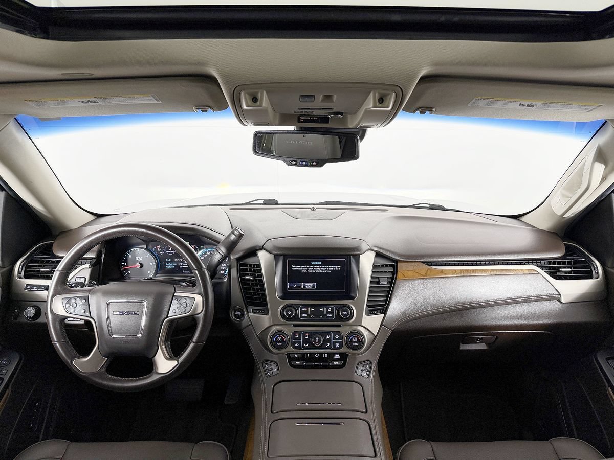 Used 2019 GMC Yukon Denali w/ Denali Ultimate Package AWD/4WD image 61