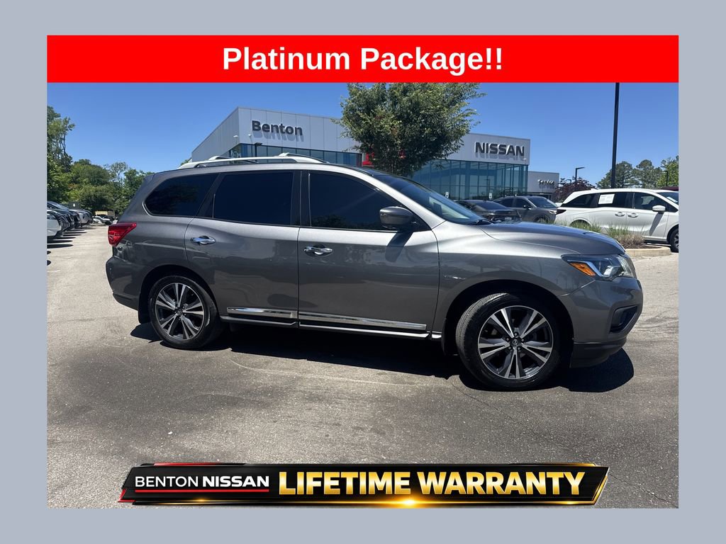 Used 2019 Nissan Pathfinder Platinum AWD/4WD image 1