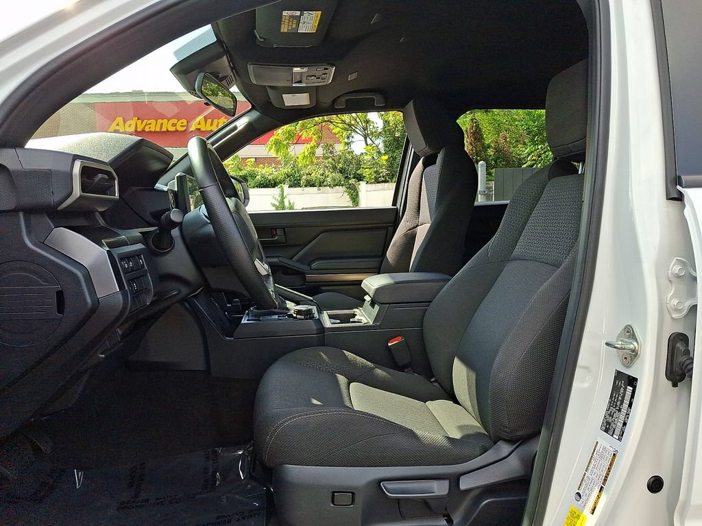 Certified 2025 Toyota 4Runner SR5 AWD/4WD image 13