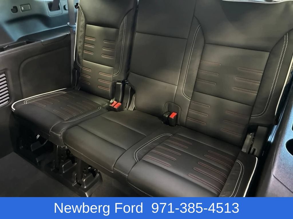 Used 2025 GMC Yukon XL AT4 Ultimate w/ LPO, AT4 Appearance Package AWD/4WD image 35