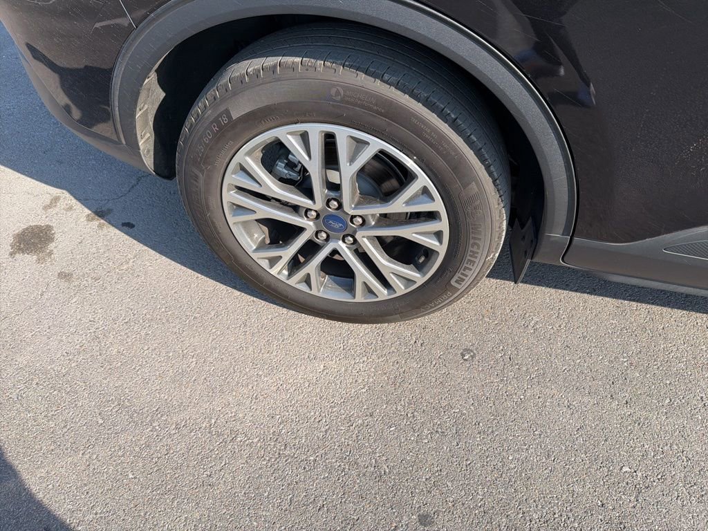 Used 2022 Ford Escape SEL image 23