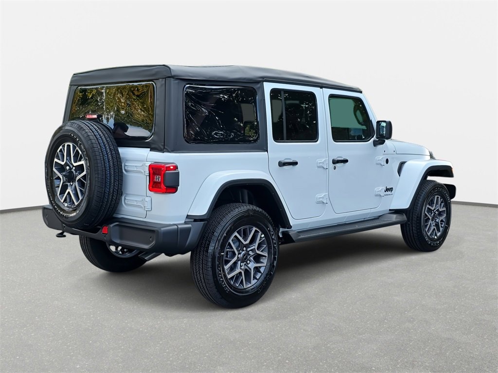 New 2025 Jeep Wrangler Sahara image 5
