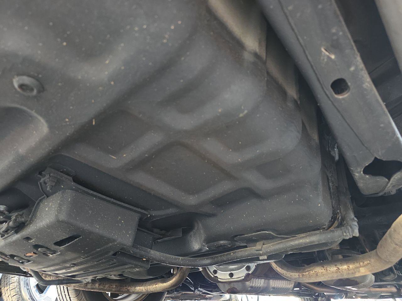 Used 1999 Lincoln Town Car Signature RWD image 35