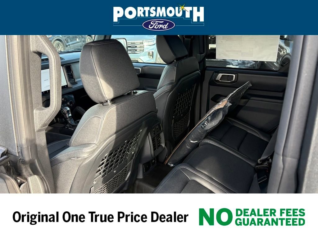 New 2025 Ford Bronco Badlands image 5