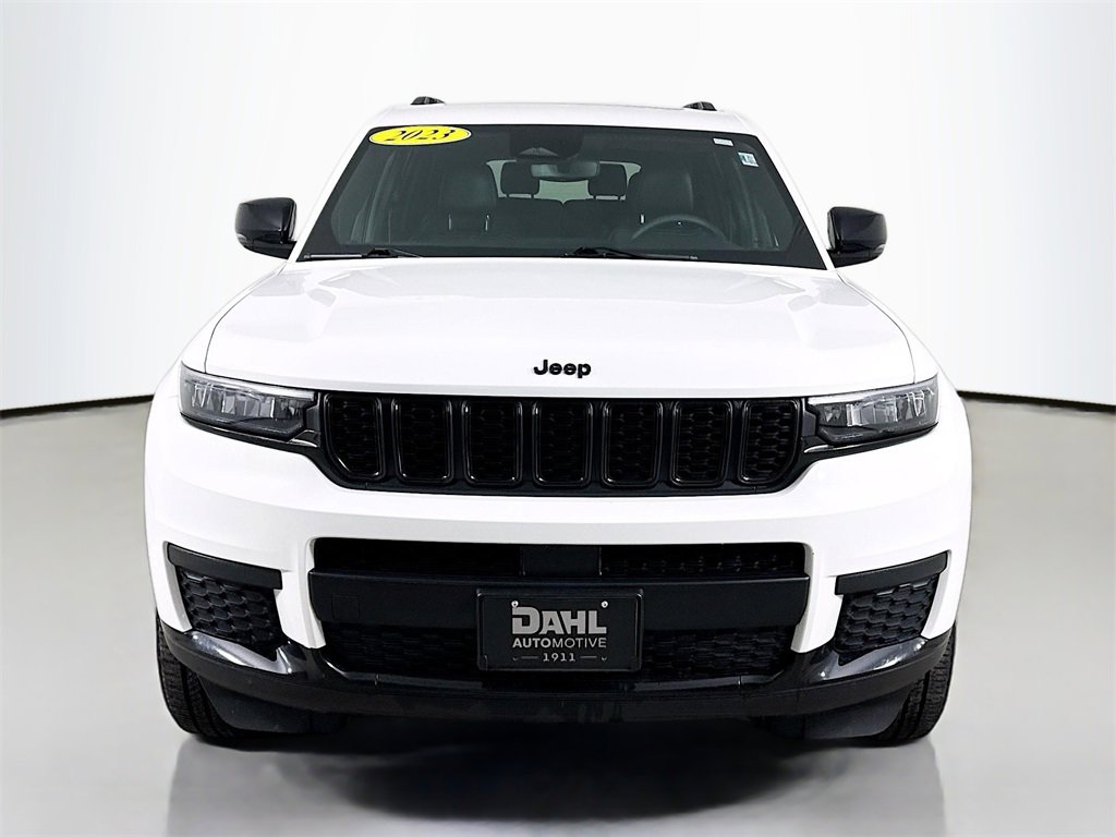 Used 2023 Jeep Grand Cherokee L Laredo image 6