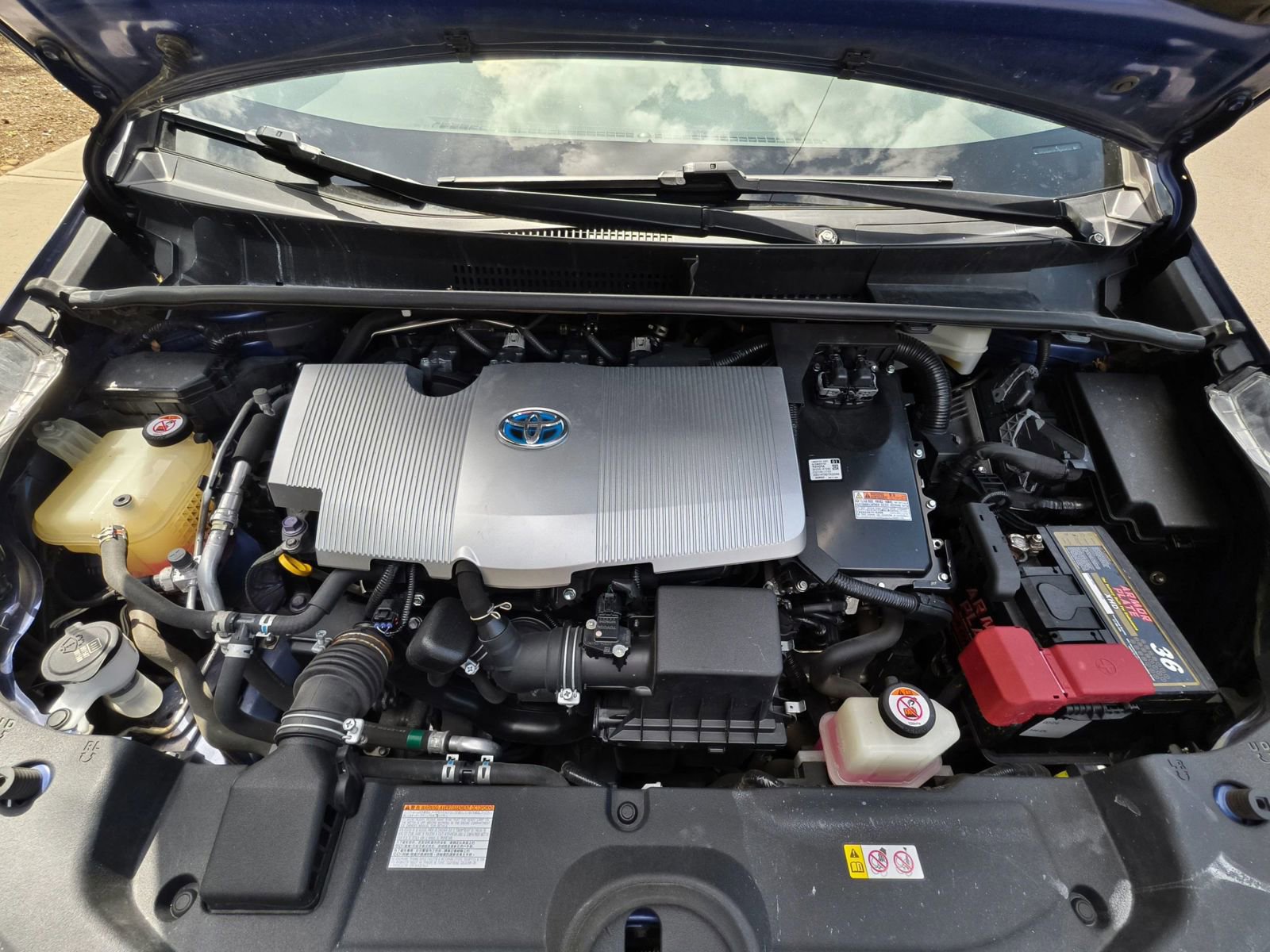 Used 2018 Toyota Prius One image 18