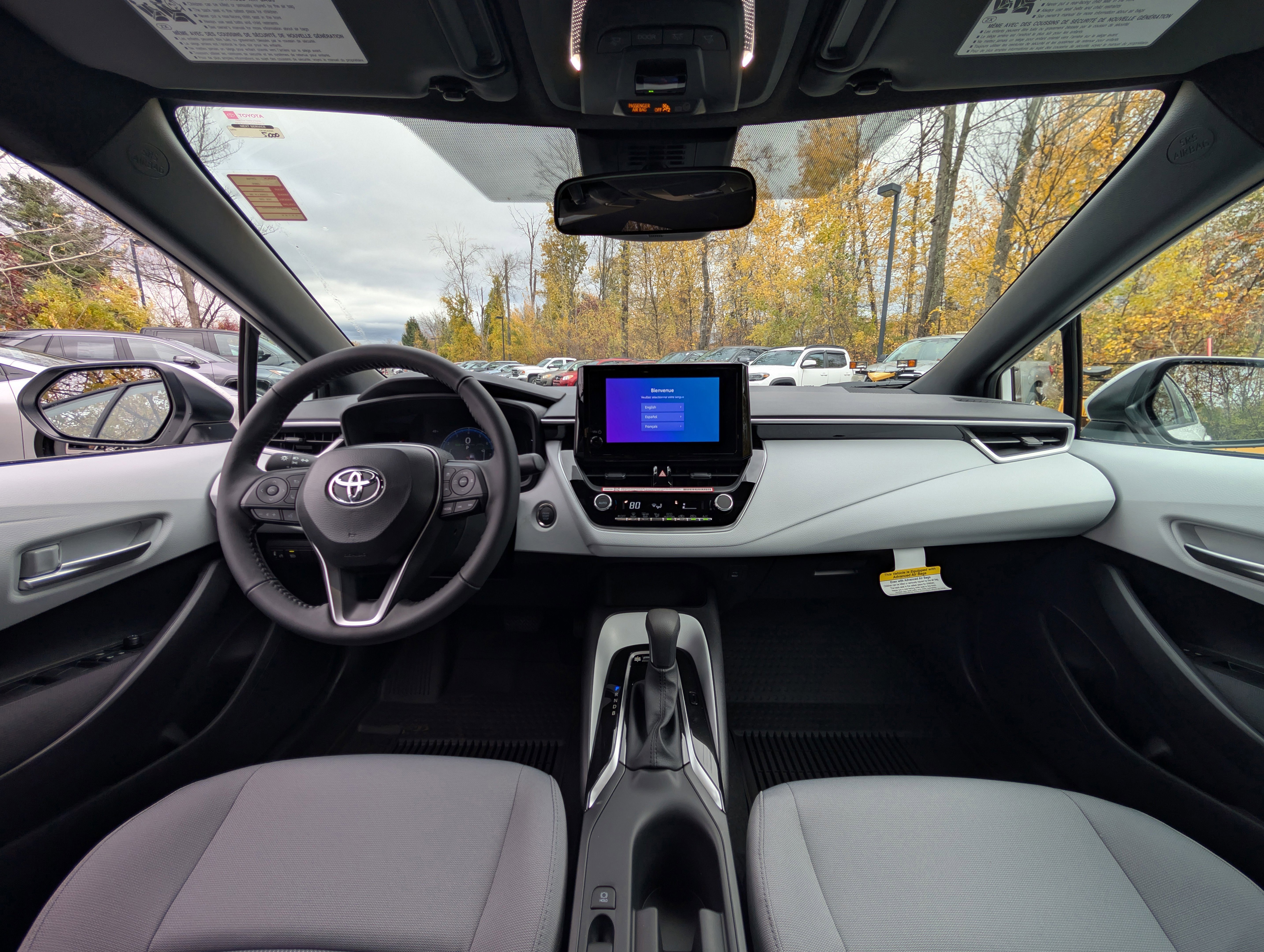 New 2026 Toyota Corolla SE image 2