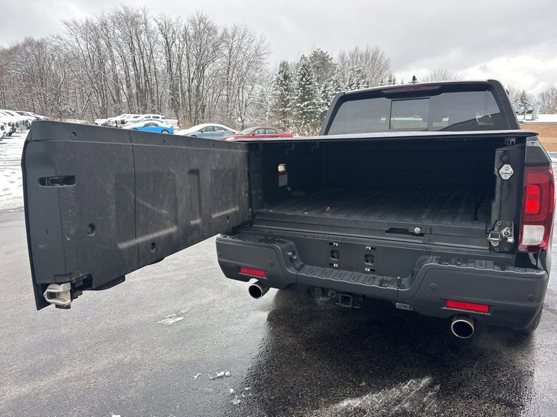 Used 2023 Honda Ridgeline Black Edition image 45