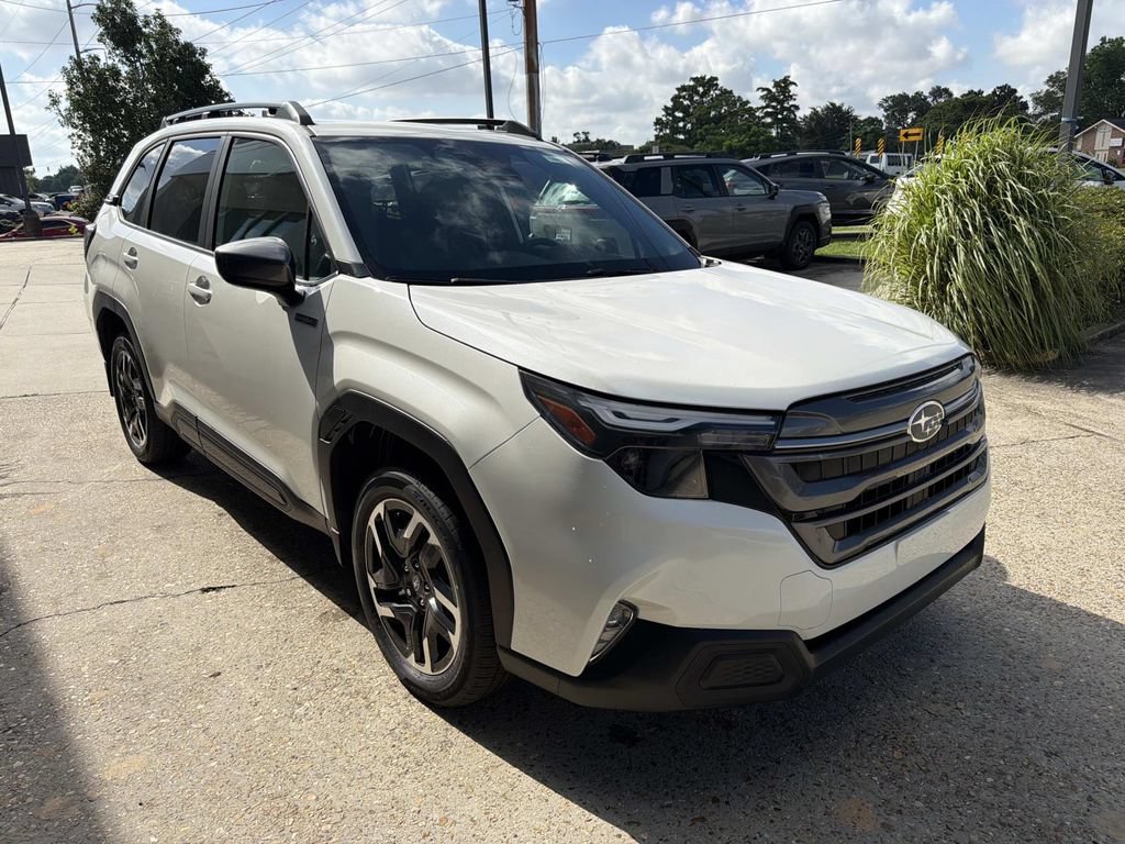 New 2026 Subaru Forester Premium AWD/4WD image 3