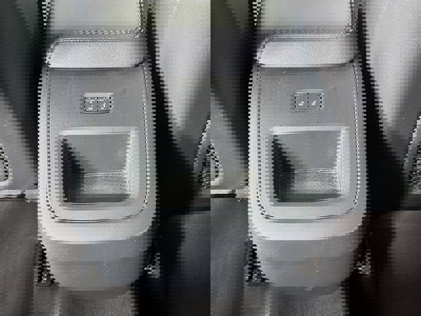 Used 2023 Volvo XC60 B5 Plus w/ Climate Package image 28