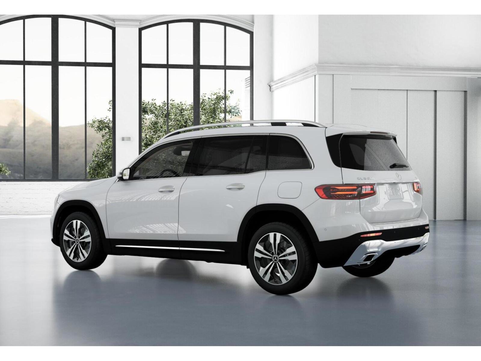 New 2026 Mercedes-Benz GLB 250 4MATIC image 32