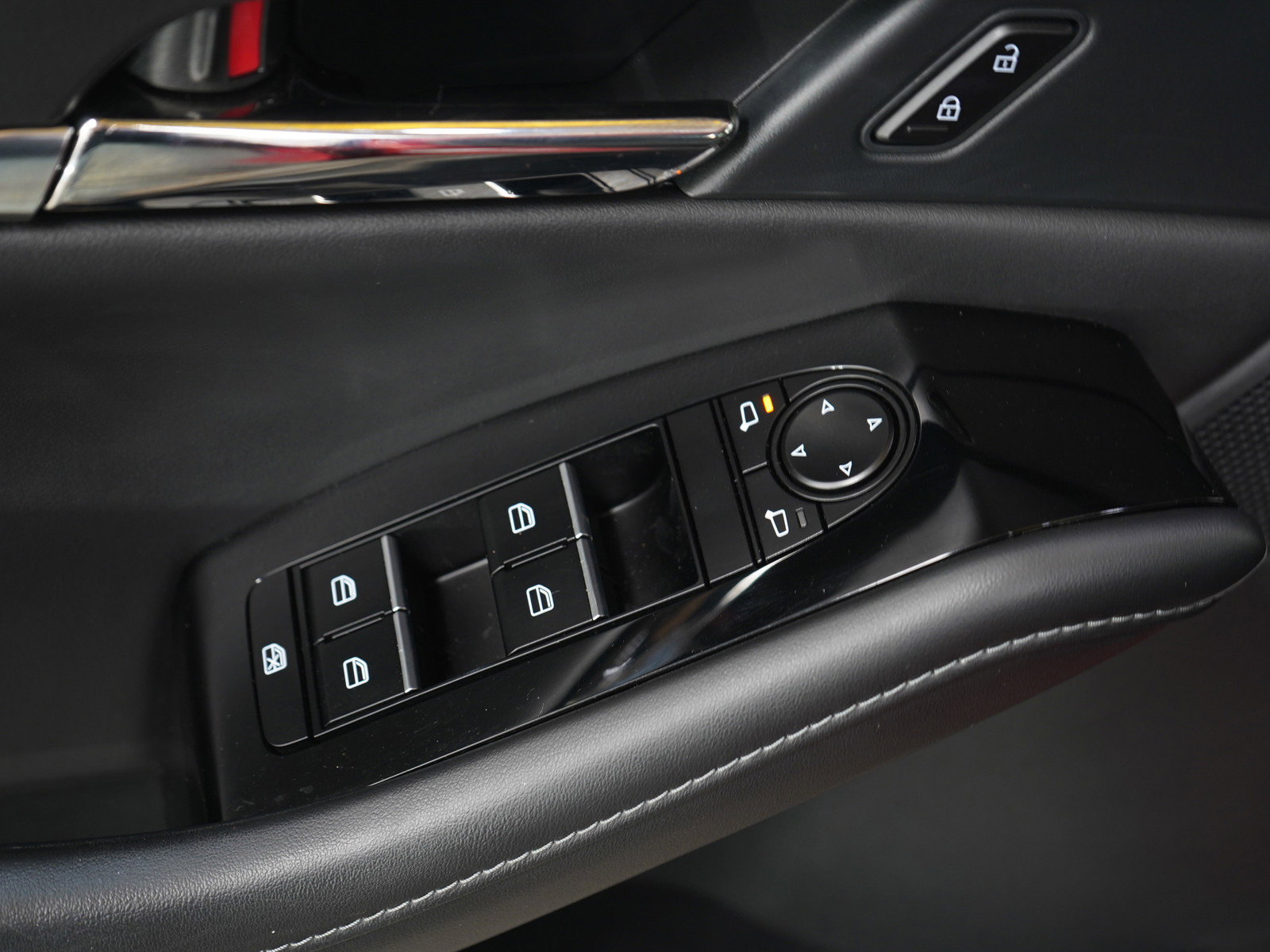 Used 2023 MAZDA CX-30 AWD 2.5 S w/ Preferred Package image 22