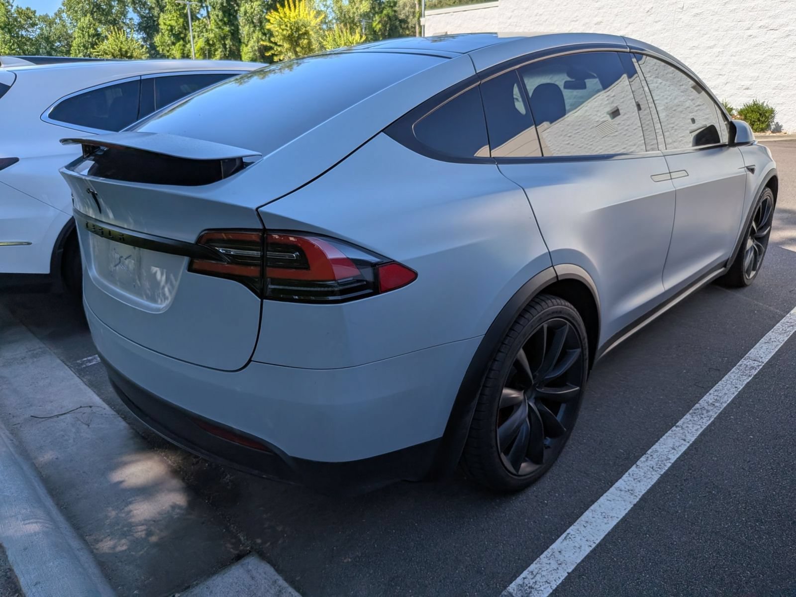 Used 2020 Tesla Model X Performance AWD/4WD image 2