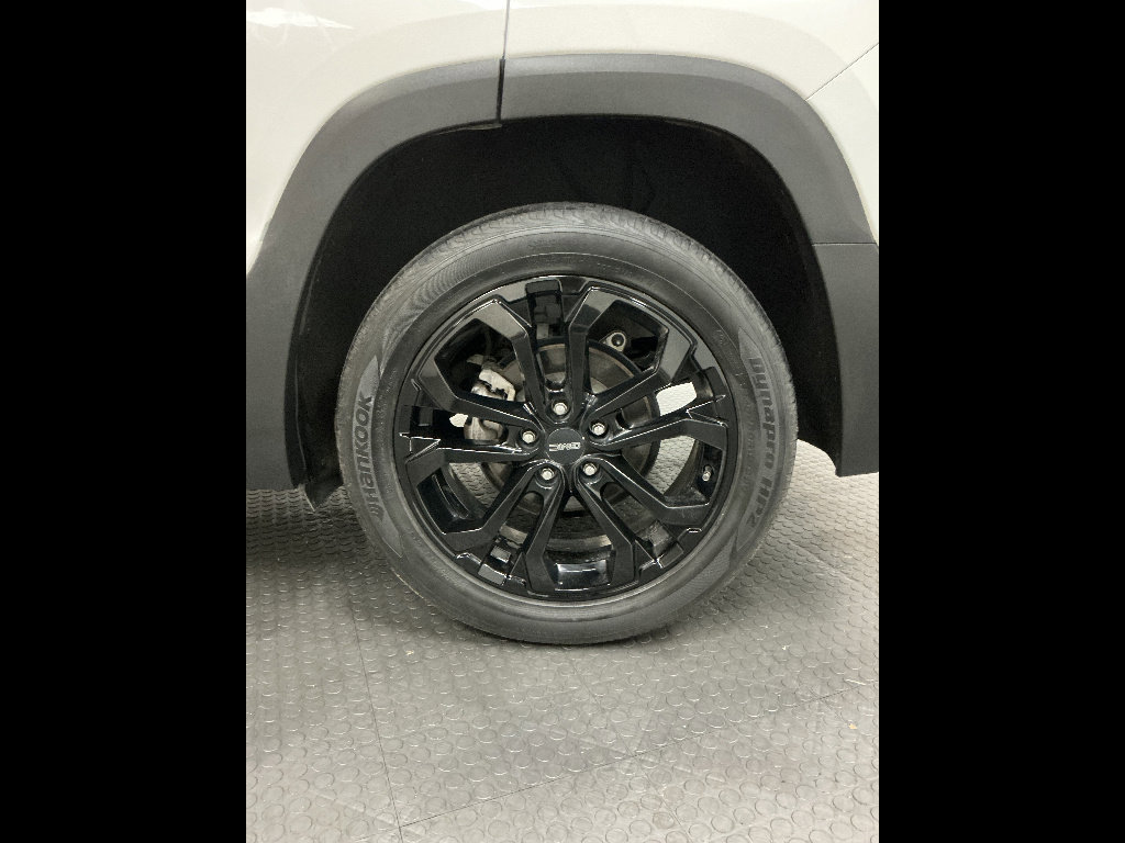 Used 2020 GMC Terrain SLE w/ Driver Convenience Package AWD/4WD image 38