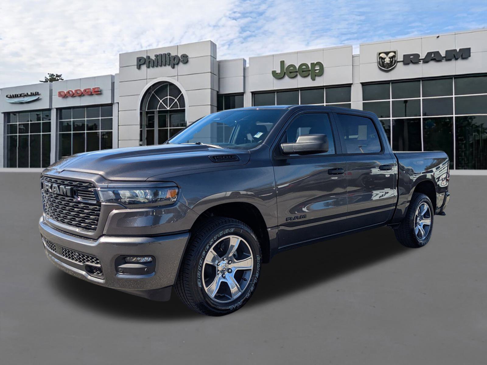 New 2026 RAM 1500 Express image 7