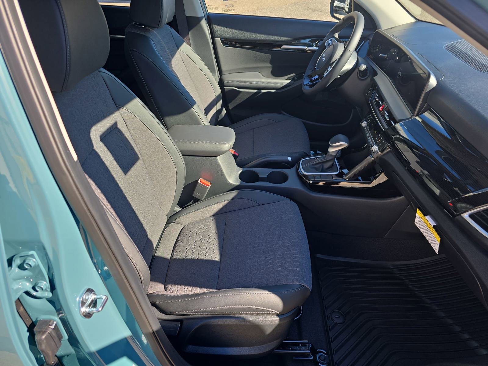 New 2026 Kia Seltos S FWD image 10