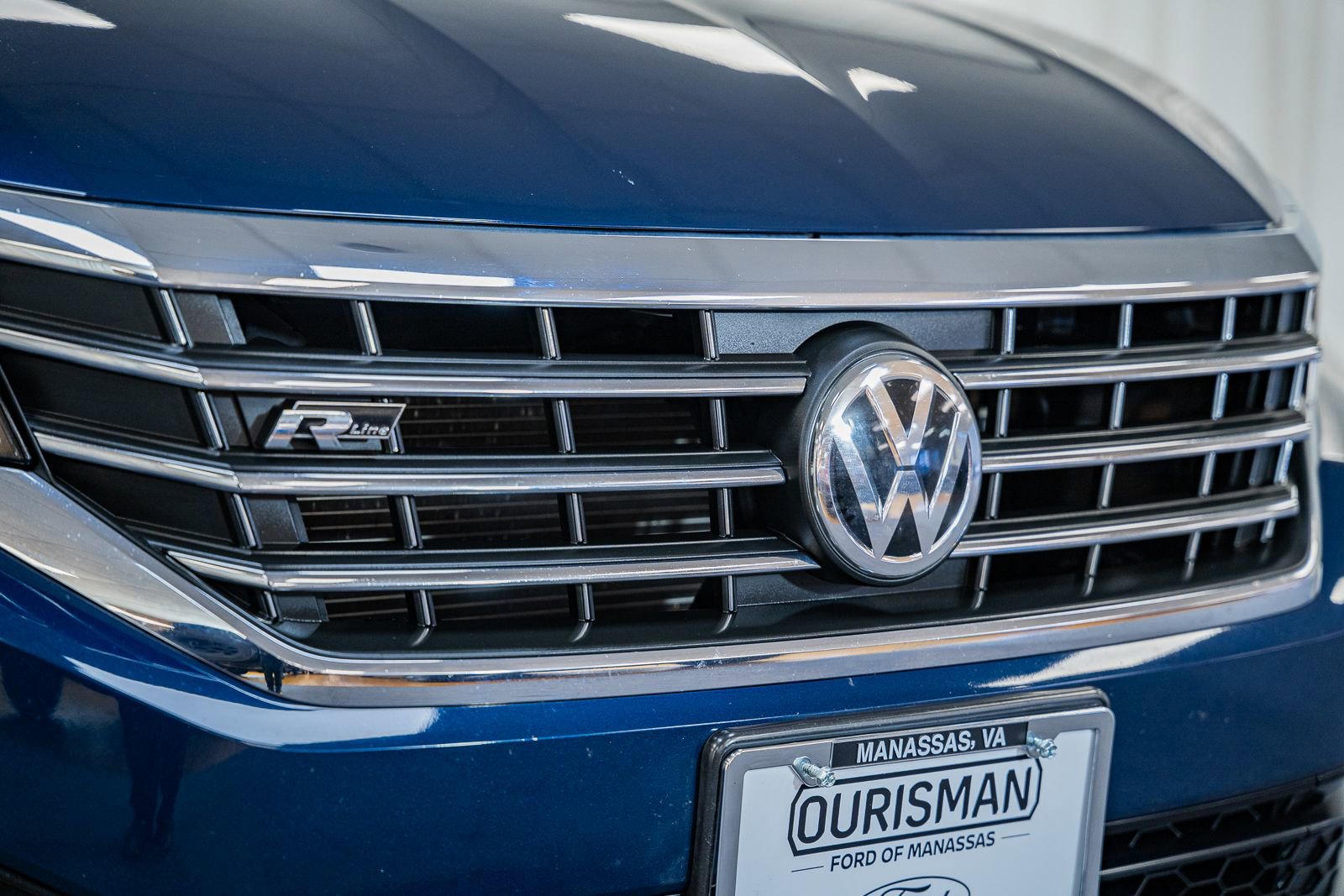 Used 2021 Volkswagen Passat 2.0T R-Line image 10