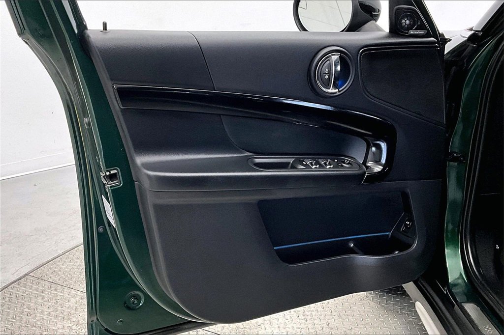 Used 2019 MINI Cooper Countryman S w/ Premium Package image 18