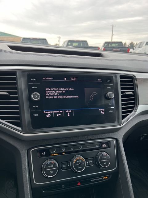 Used 2021 Volkswagen Atlas SE image 44