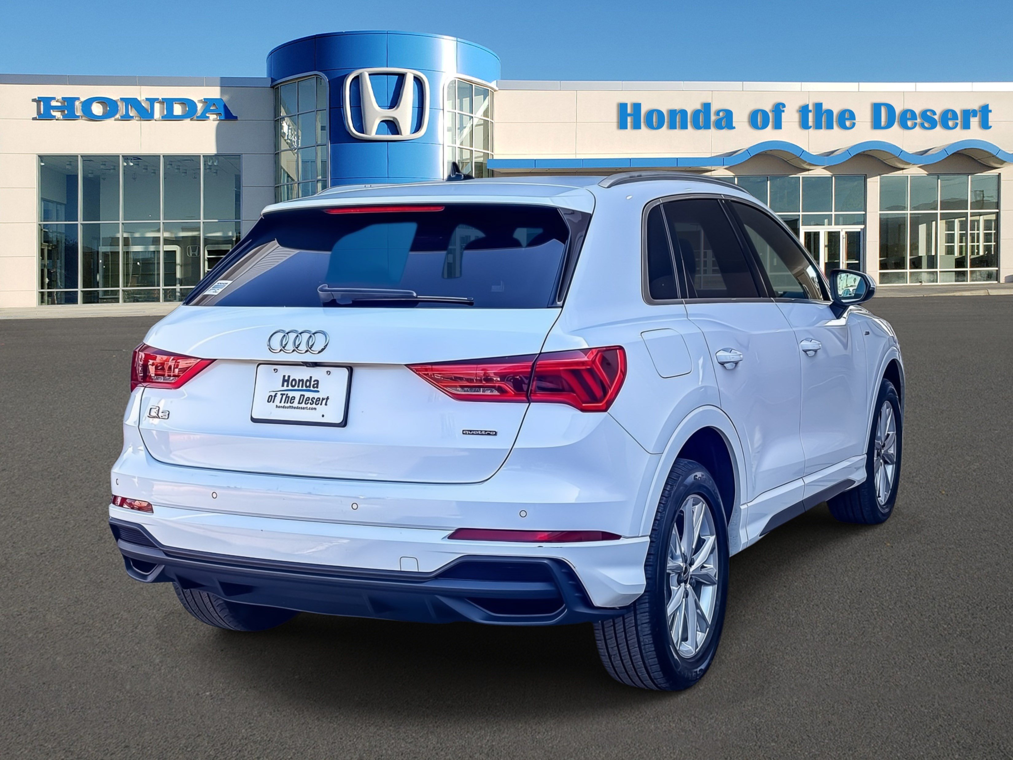 Used 2023 Audi Q3 2.0T Premium AWD/4WD image 7