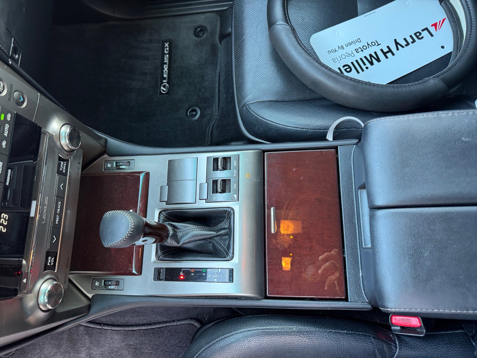 Used 2015 Lexus GX 460 image 15