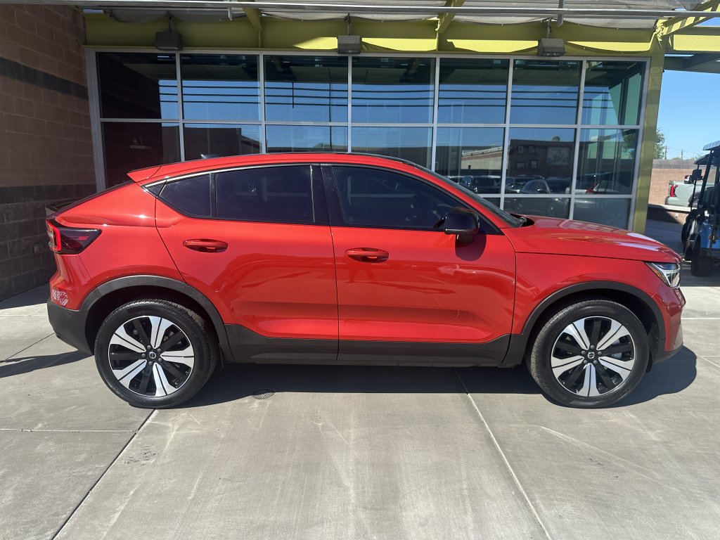 Used 2023 Volvo C40 P8 Recharge Plus image 7