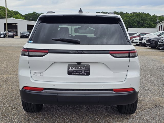 New 2026 Jeep Grand Cherokee Limited w/ Limited Altitude Package RWD image 20