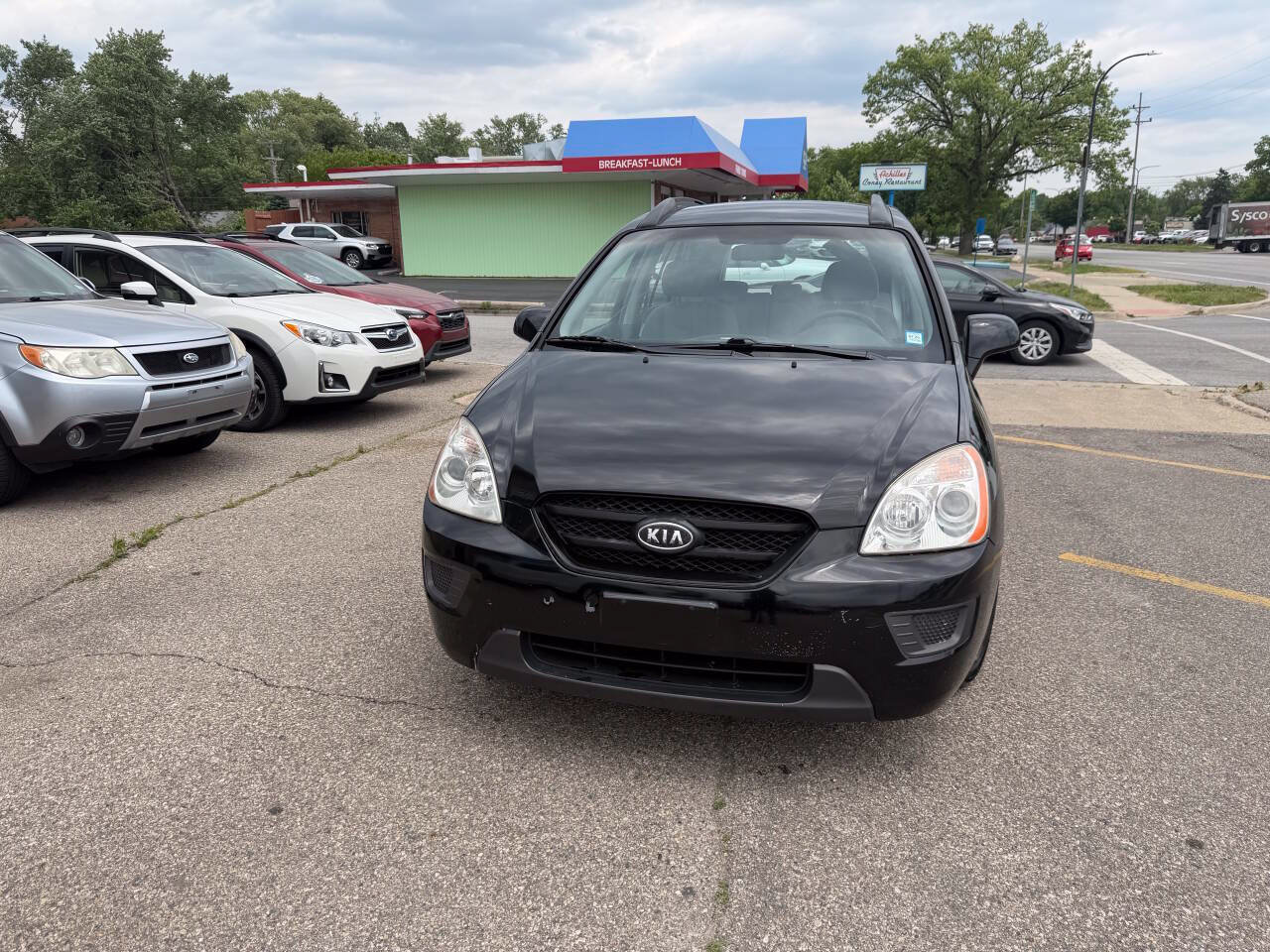 Used 2007 Kia Rondo LX w/ Convenience Pkg FWD image 5