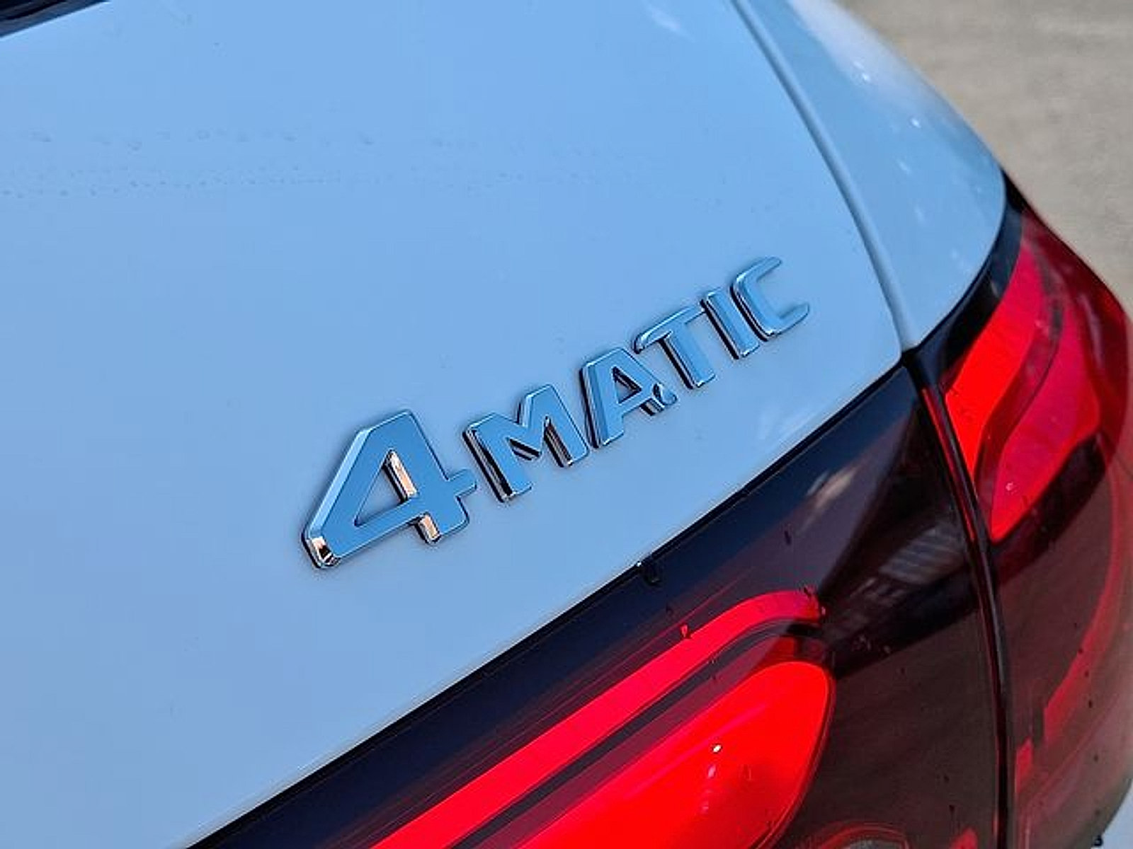 Used 2026 Mercedes-Benz GLC 300 4MATIC image 25