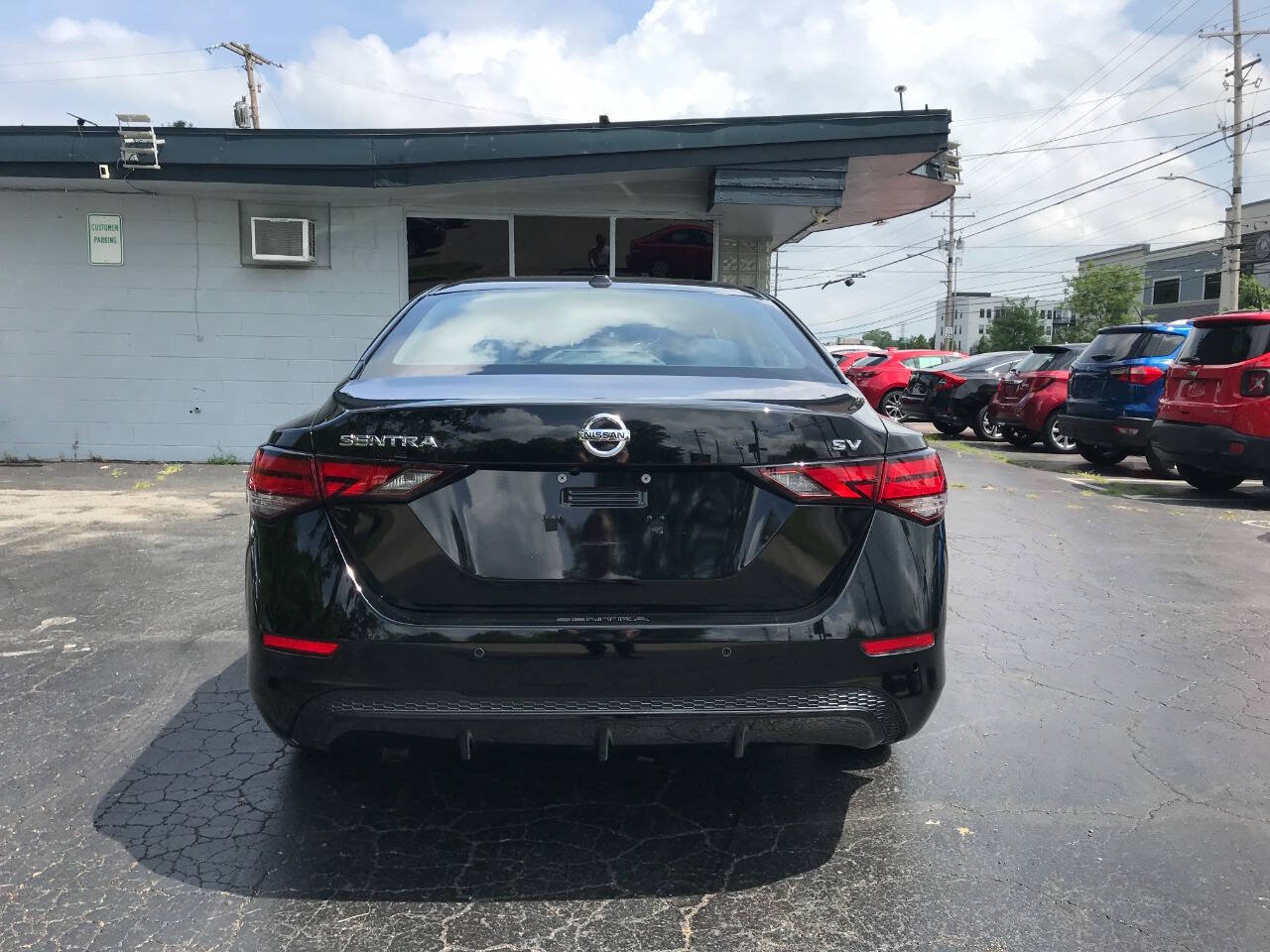 Used 2020 Nissan Sentra SV w/ Trunk Package FWD image 6