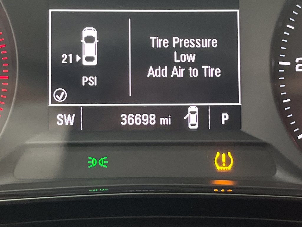 Used 2025 Chevrolet Trax LS FWD image 18
