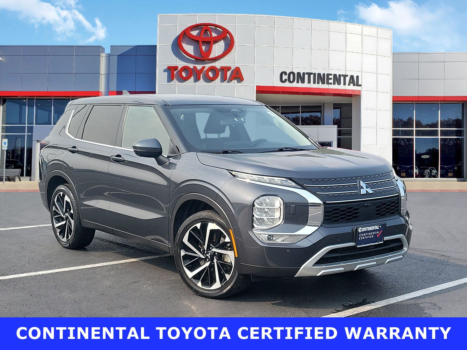 Used 2024 Mitsubishi Outlander SE