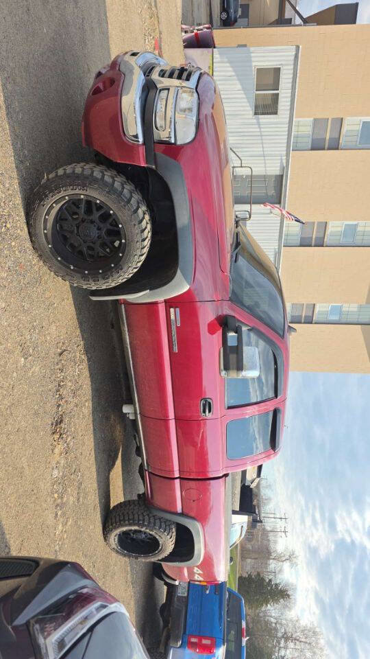 Used 2006 GMC Sierra 2500 SLT w/ Heavy-Duty Power Package image 2