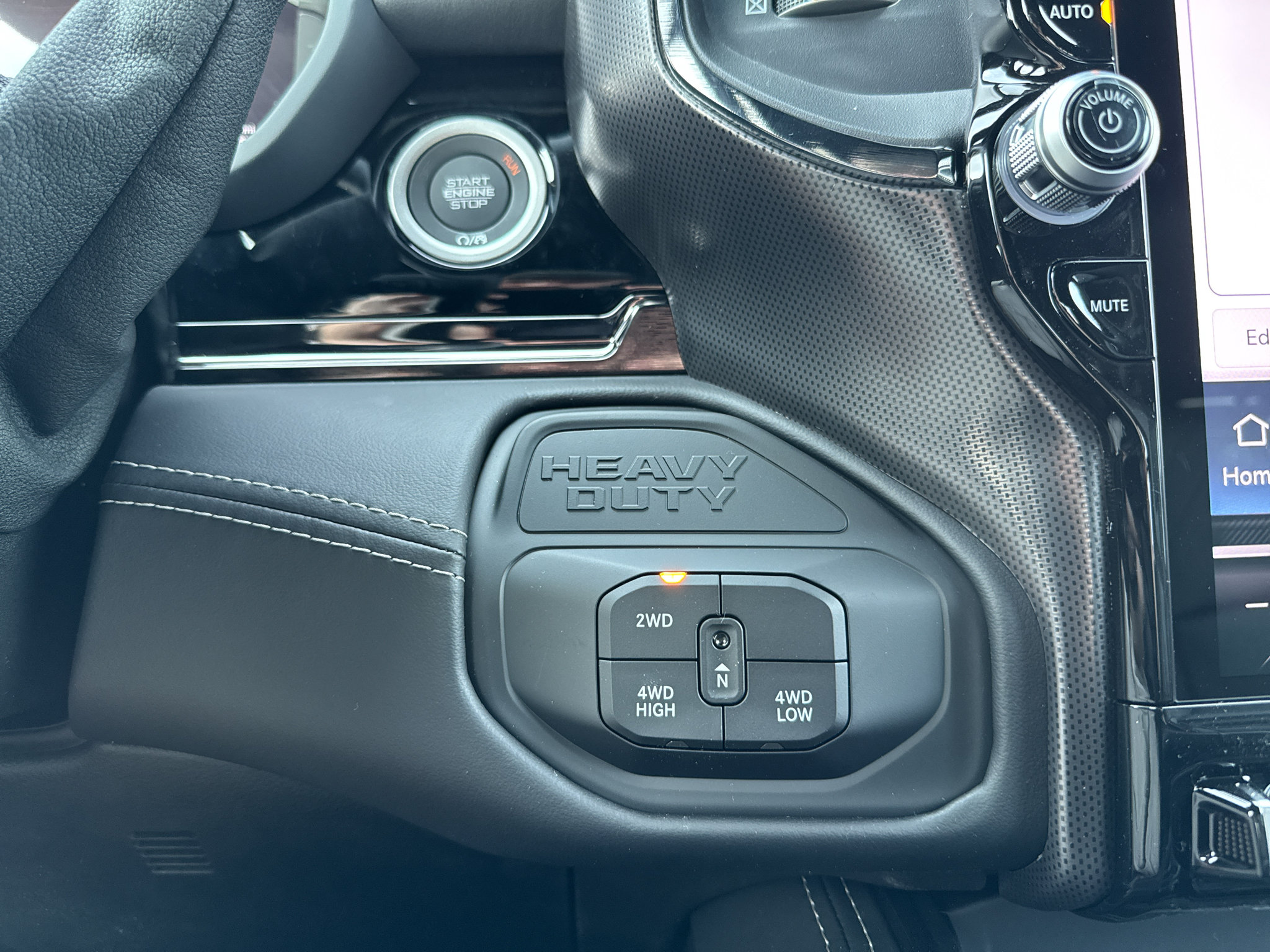 New 2026 RAM 3500 Limited AWD/4WD image 23