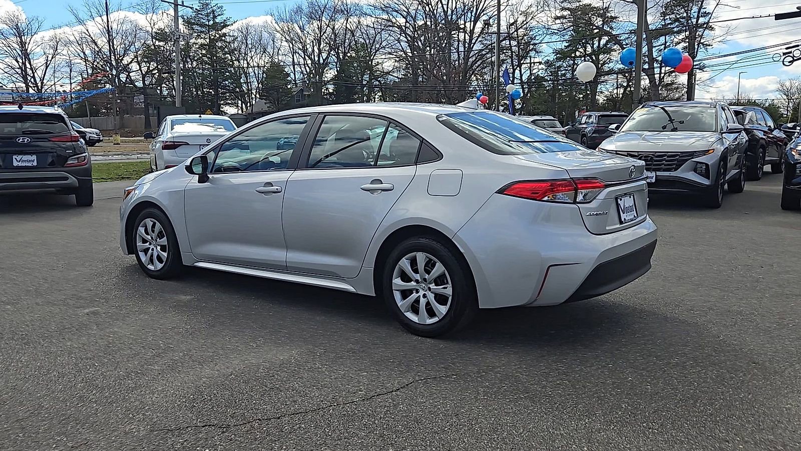 Used 2023 Toyota Corolla LE image 6