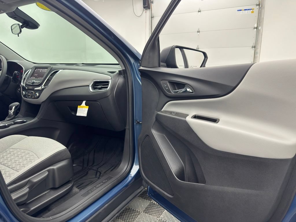 Used 2024 Chevrolet Equinox LS w/ LPO, Floor Liner Package FWD image 29