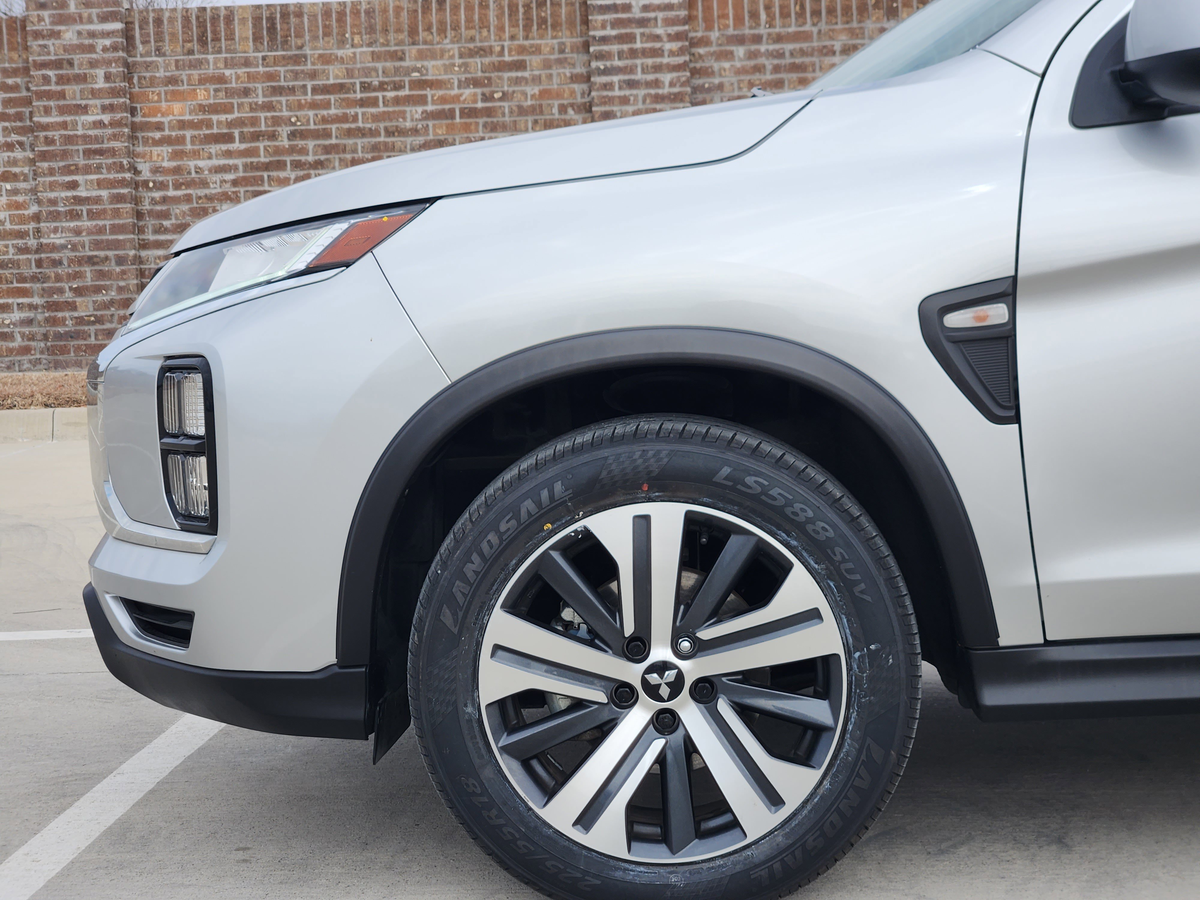 Used 2022 Mitsubishi Outlander Sport ES image 10