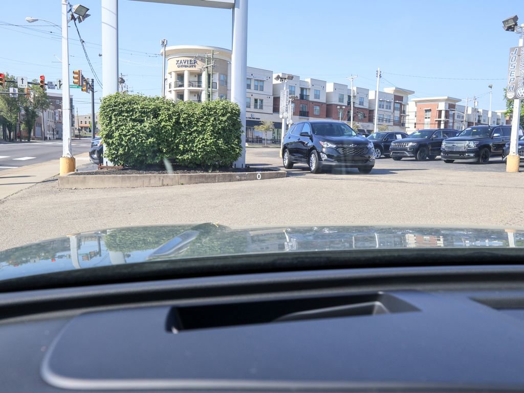 New 2026 Volkswagen Tiguan SE R-Line AWD/4WD image 23