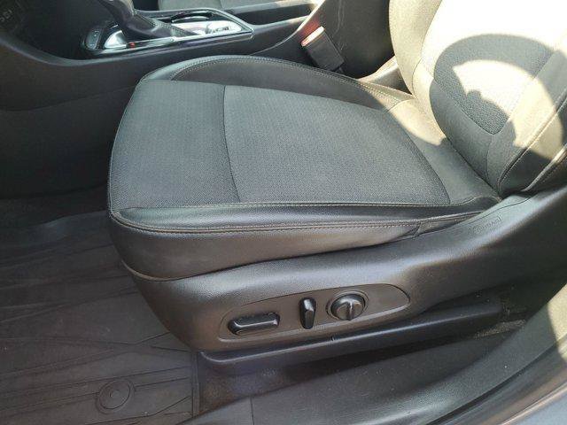 Used 2021 Buick Encore GX Preferred w/ Cold Weather Comfort Package FWD image 12