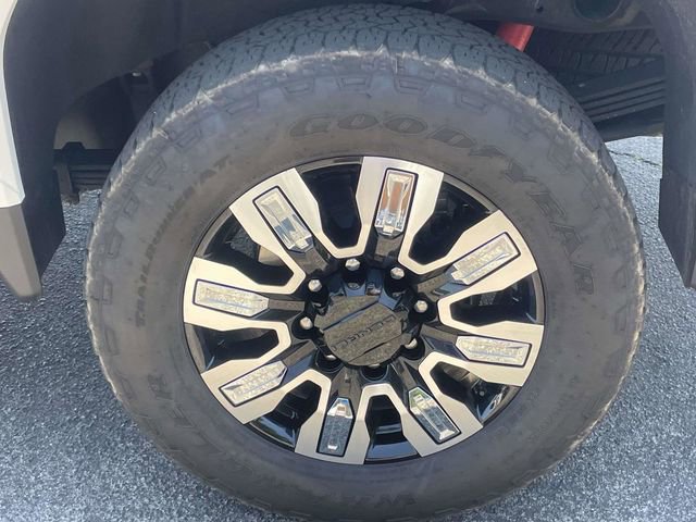 Used 2025 GMC Sierra 2500 Denali w/ Denali Reserve Package AWD/4WD image 11