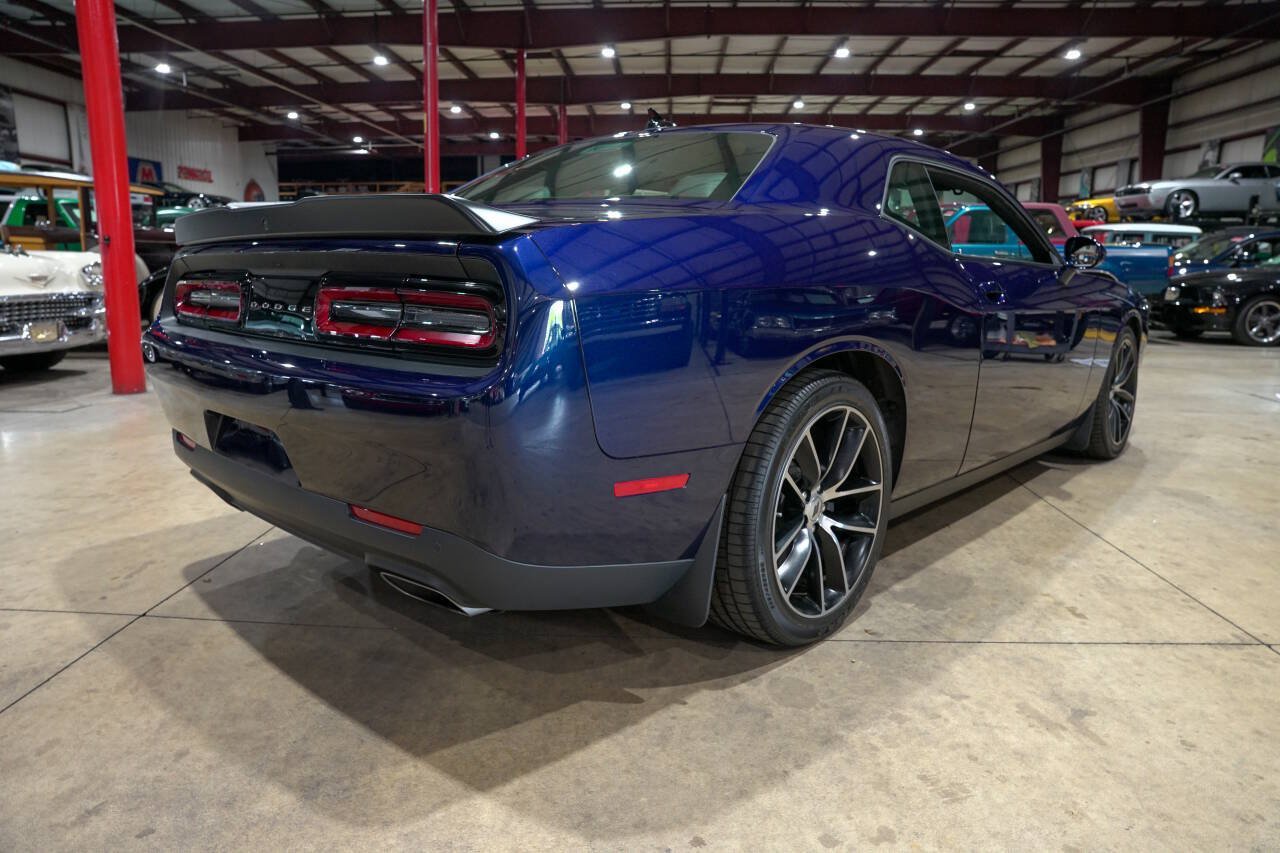 Used 2017 Dodge Challenger R/T Scat Pack RWD image 8