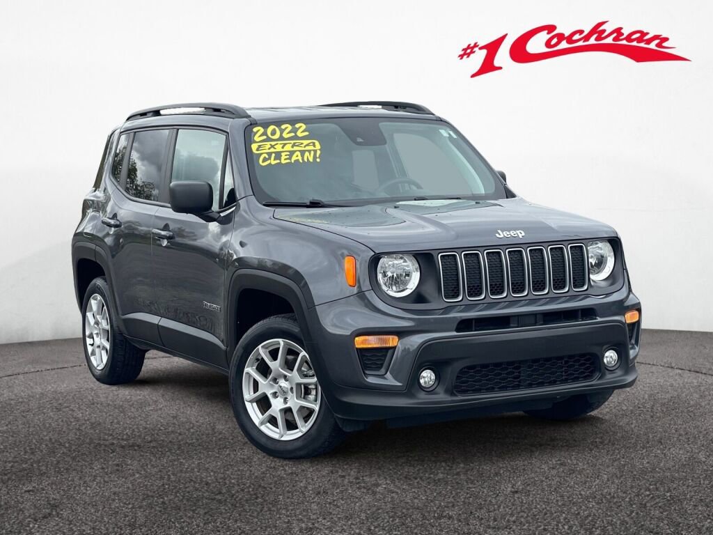 Used 2022 Jeep Renegade Latitude image 1