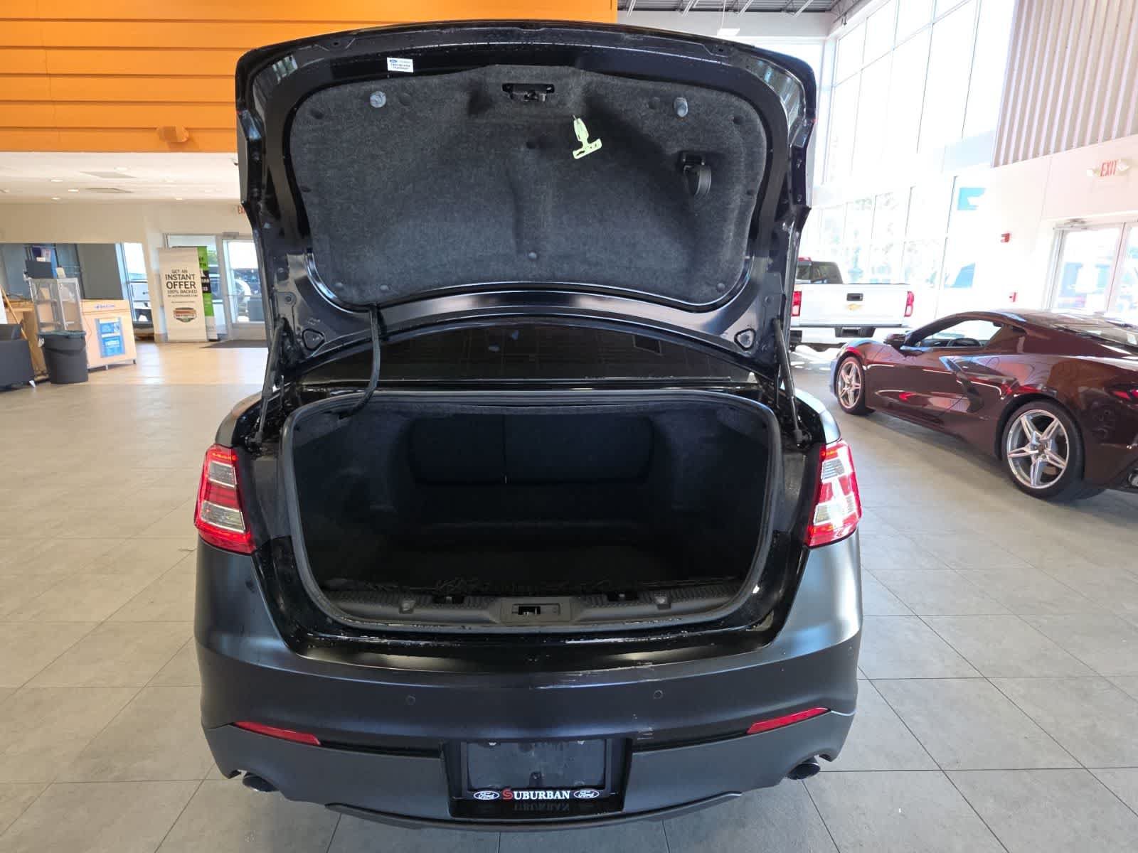 Used 2018 Ford Taurus SHO w/ Sho Performance Package AWD/4WD image 33