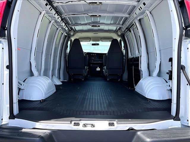 New 2026 Chevrolet Express 2500 w/ Driver Convenience Package RWD image 13